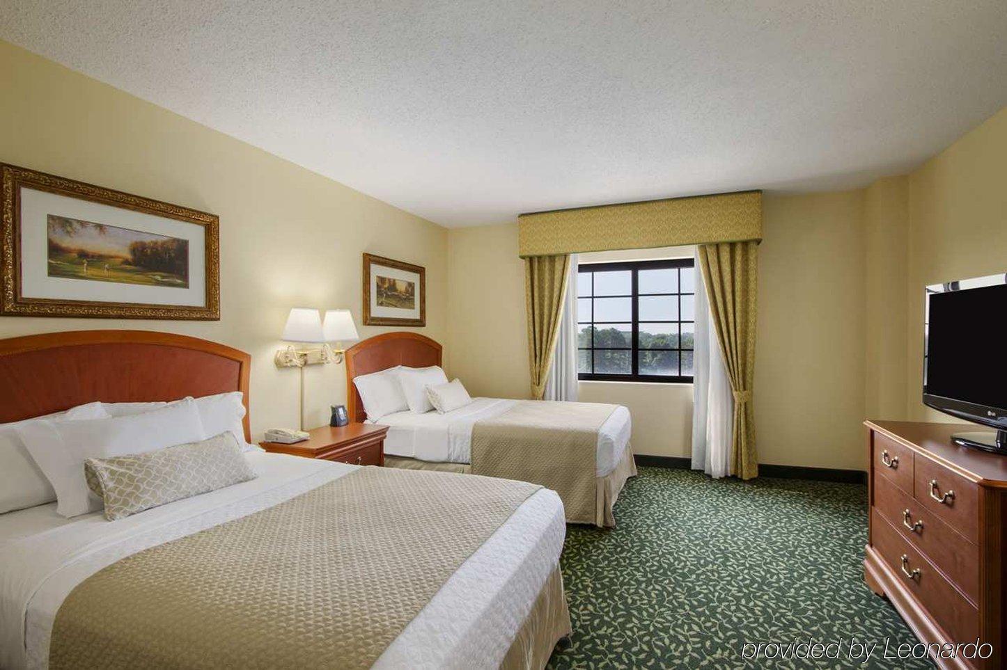 Embassy Suites Greenville Golf Resort & Conference Center חדר תמונה