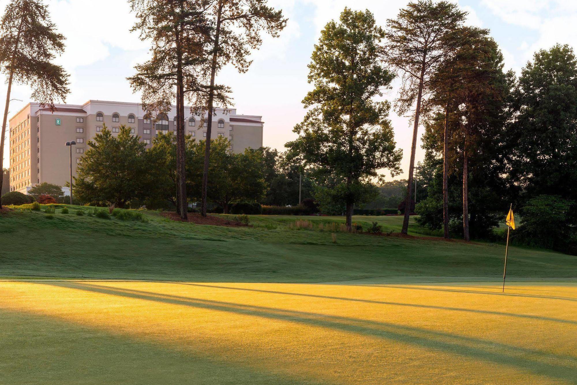 Embassy Suites Greenville Golf Resort & Conference Center מראה חיצוני תמונה