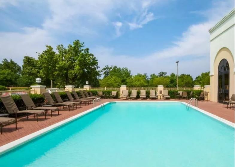 Embassy Suites Greenville Golf Resort & Conference Center מראה חיצוני תמונה